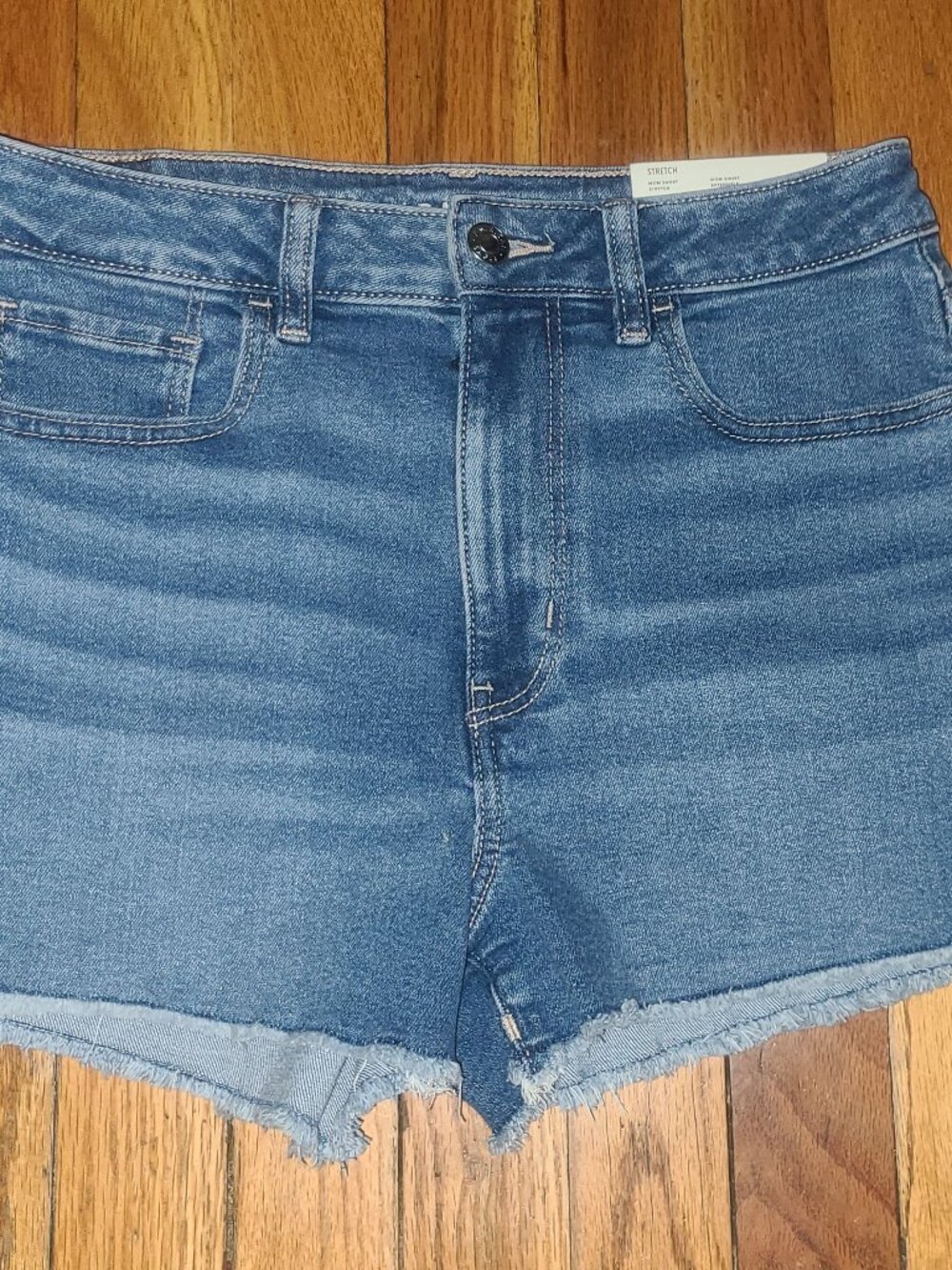 NWT American Eagle Mom short stretch jean shorts sz 6